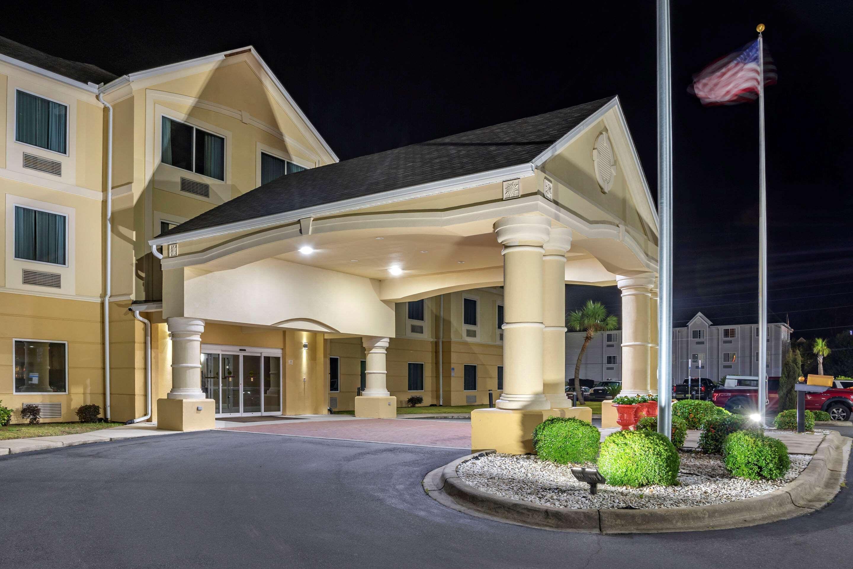 Comfort Inn & Suites Marianna I-10 Esterno foto